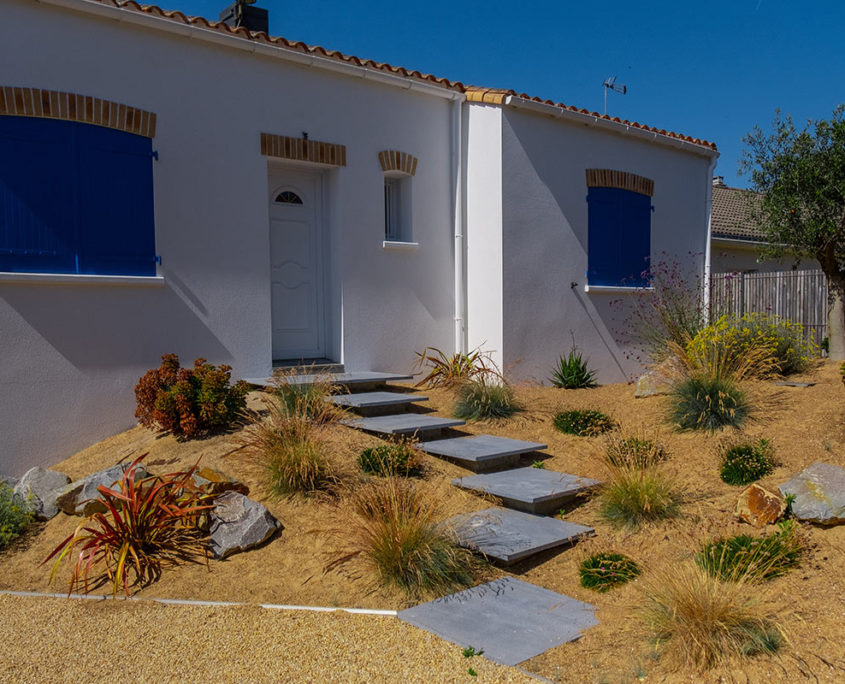 Allée extérieure Pornic Marches suspendues - Au Jardin des Rêves