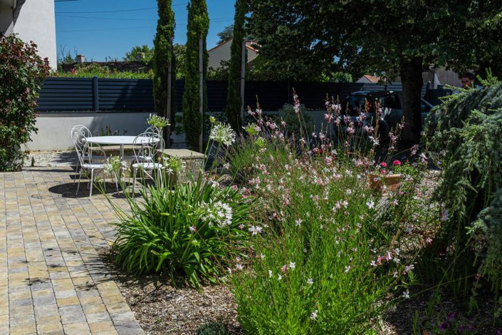 Au Jardin des Rêves - Terrasse en pavage - Plantations paysagiste