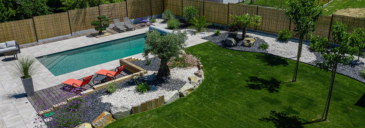 Paysagiste La Plaine sur Mer - Gazon - massif - enrochement - traverses - terrasse bois