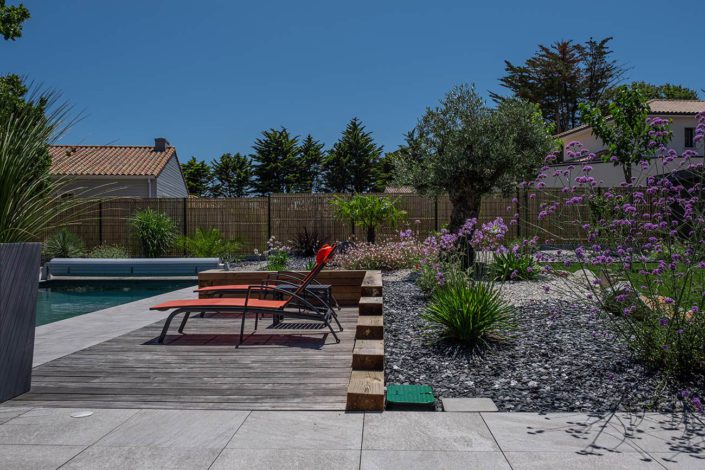 Pornic Terrasse en bois - retenues en escalier