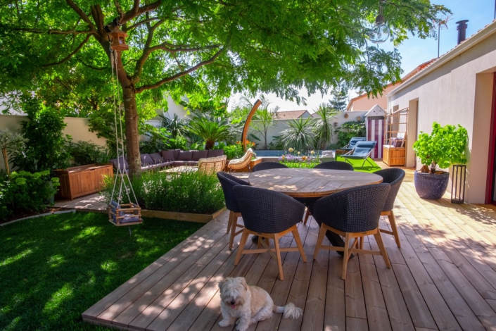 Terrasse en pin - espace de vie - détente au bord de l'eau