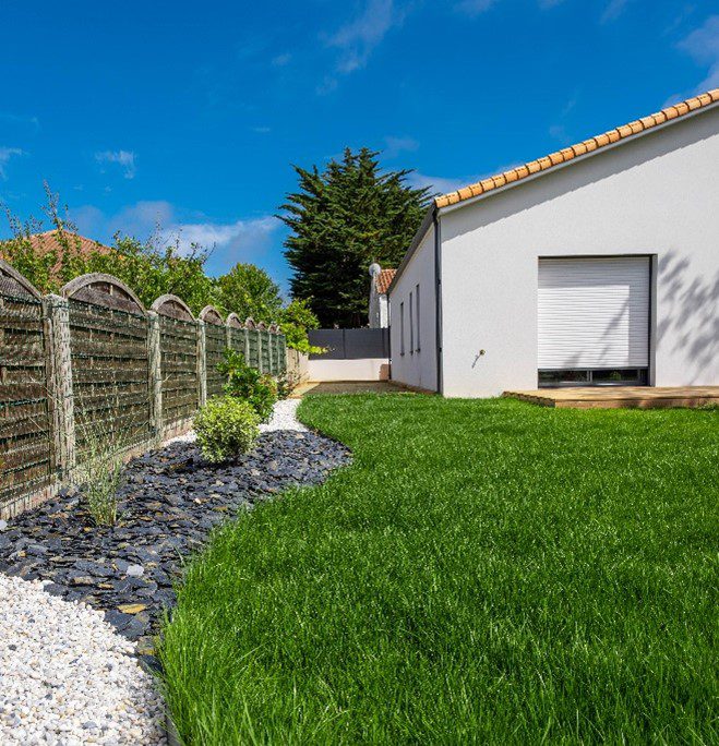 Gazon et massifs paysagiste La Plaine sur Mer