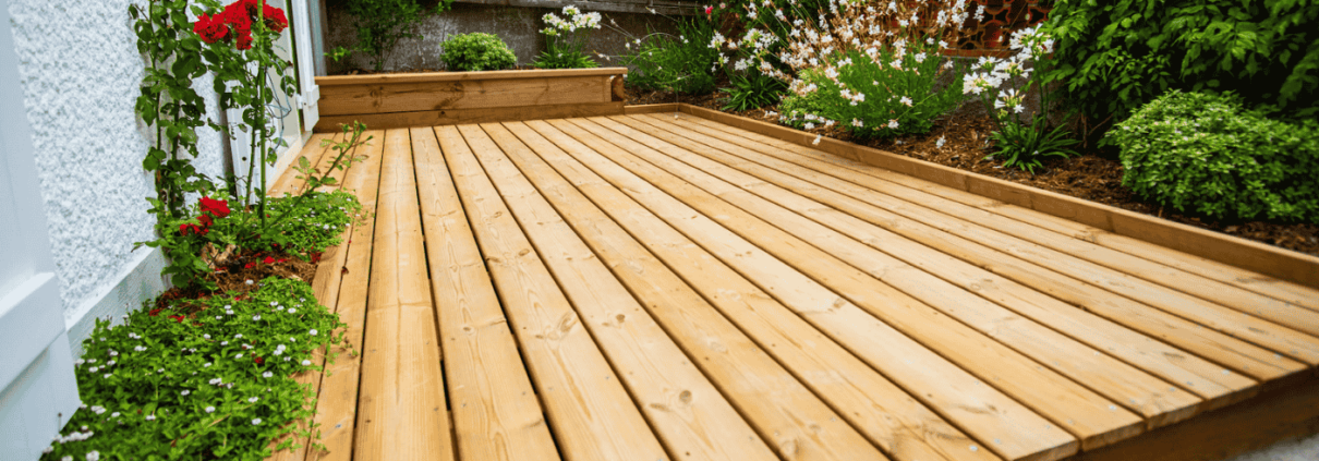 terrasse bois plain-pied au jardin des reves. reglementation terrasse