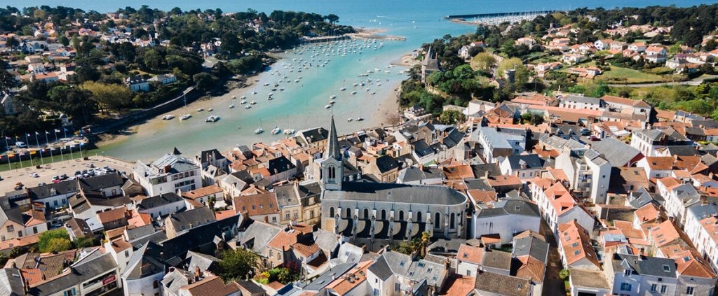 Ville de Pornic vue de haut, jardin pornic et brise vue