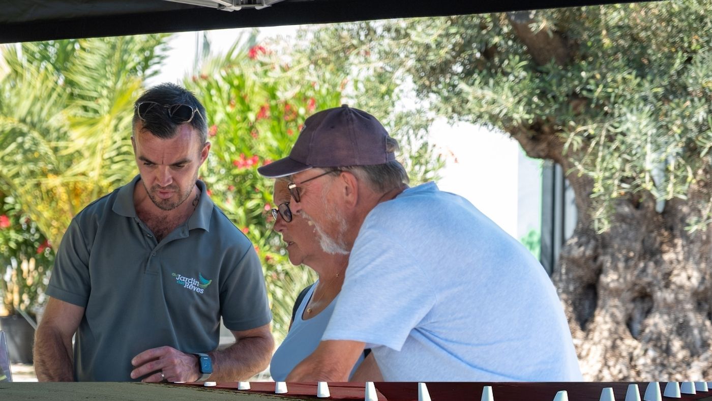 chargé d'affaire au jardin des reves leclerc pornic